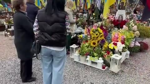 День незалэжности свинарника. пиТарасы тоже незалэжные лежат.🤣