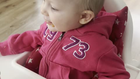 Baby Kayla Eating Dinner and Laughing — Adorable Moment 🍽️😂