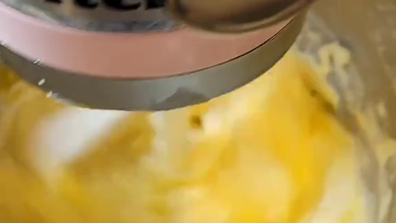 Lime Curd Cheesecake