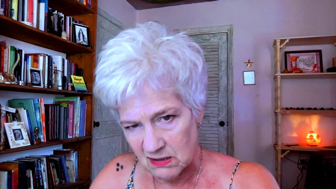 Lady Melody reads Charlotte's Web-episode 20