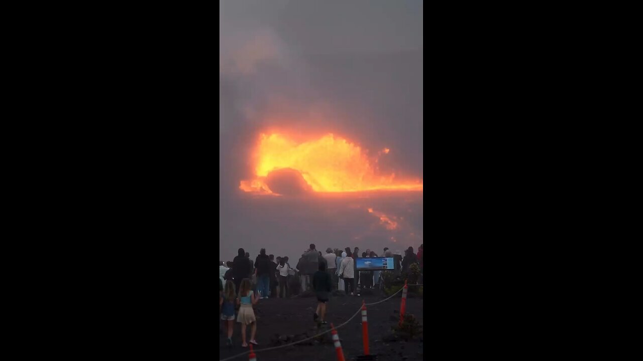 Hawaii's Kilauea volcano resumed erupting Friday by shooting an arc of lava
