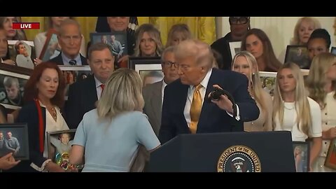 BREAKING NEWS:📣 President Donald Trump with Congressional Leaders and Families affected by…