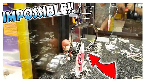THIS HAPPENED AT THE CLAW MACHINE...