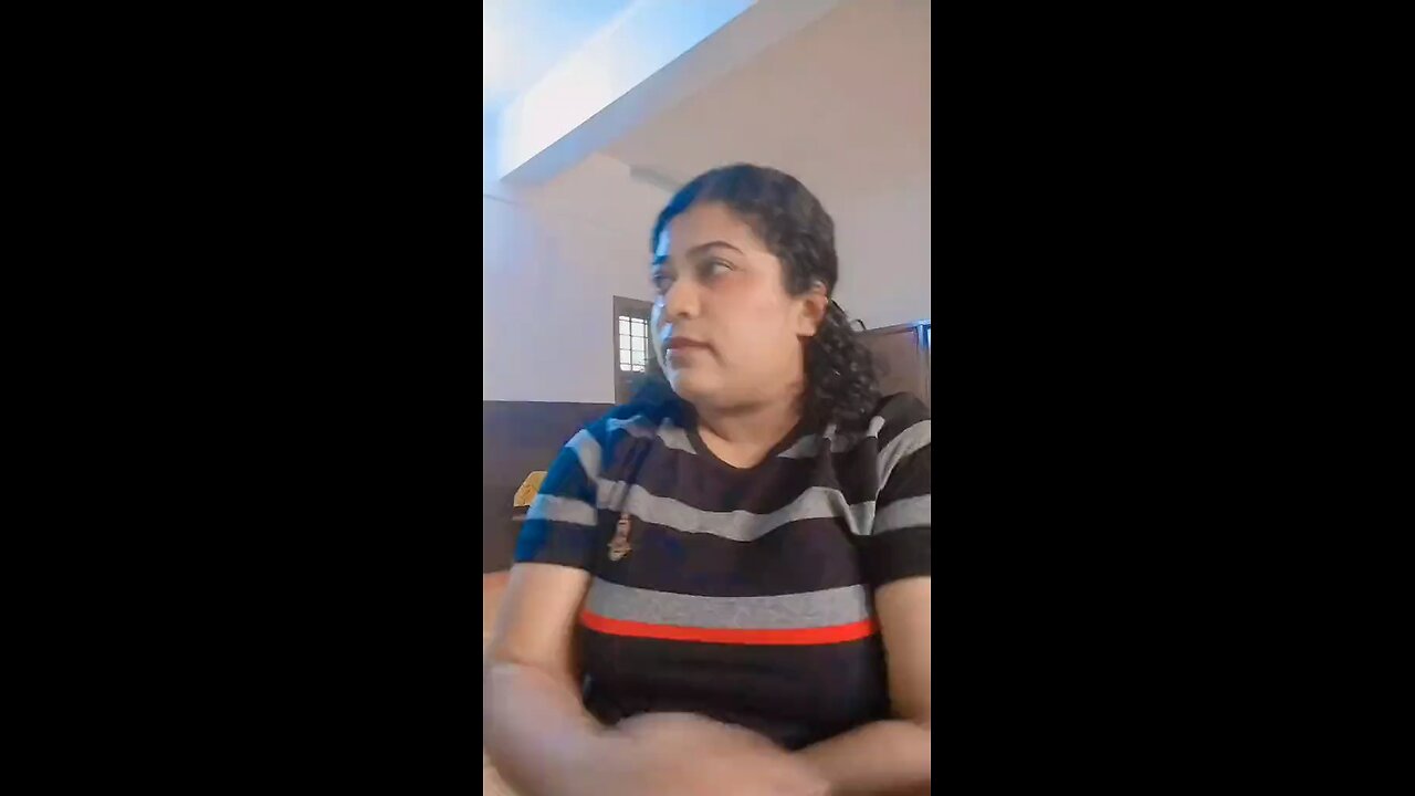 കുറേ നാളായില്ലേ നാട്ടില്ലെന്ന് ചോദിച്ചവർക്കായി... 🤣🤣