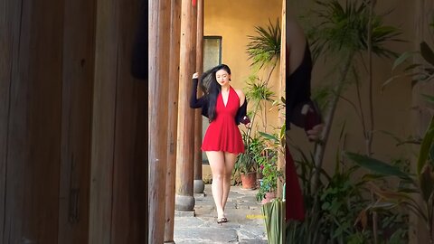 Street fashion style #runningerrands #casual #outfitoftheday #fashion #highheels