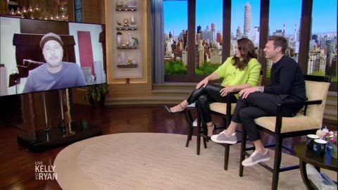 LiveKellyandMark Luke Bryan's Tour Bus