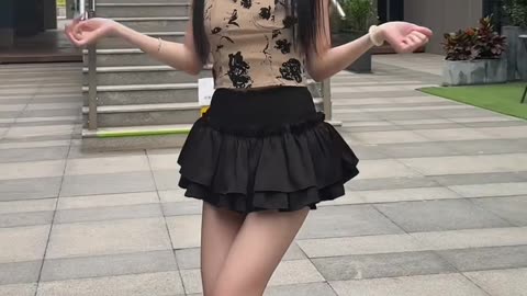 Daily Beauty EP 144 | Bewitching Black Stockings Dynamic Photo Pose