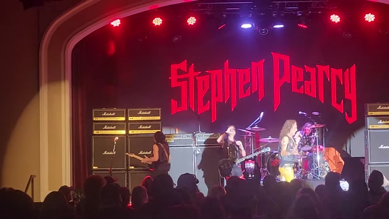 Stephen pearcy ( live)