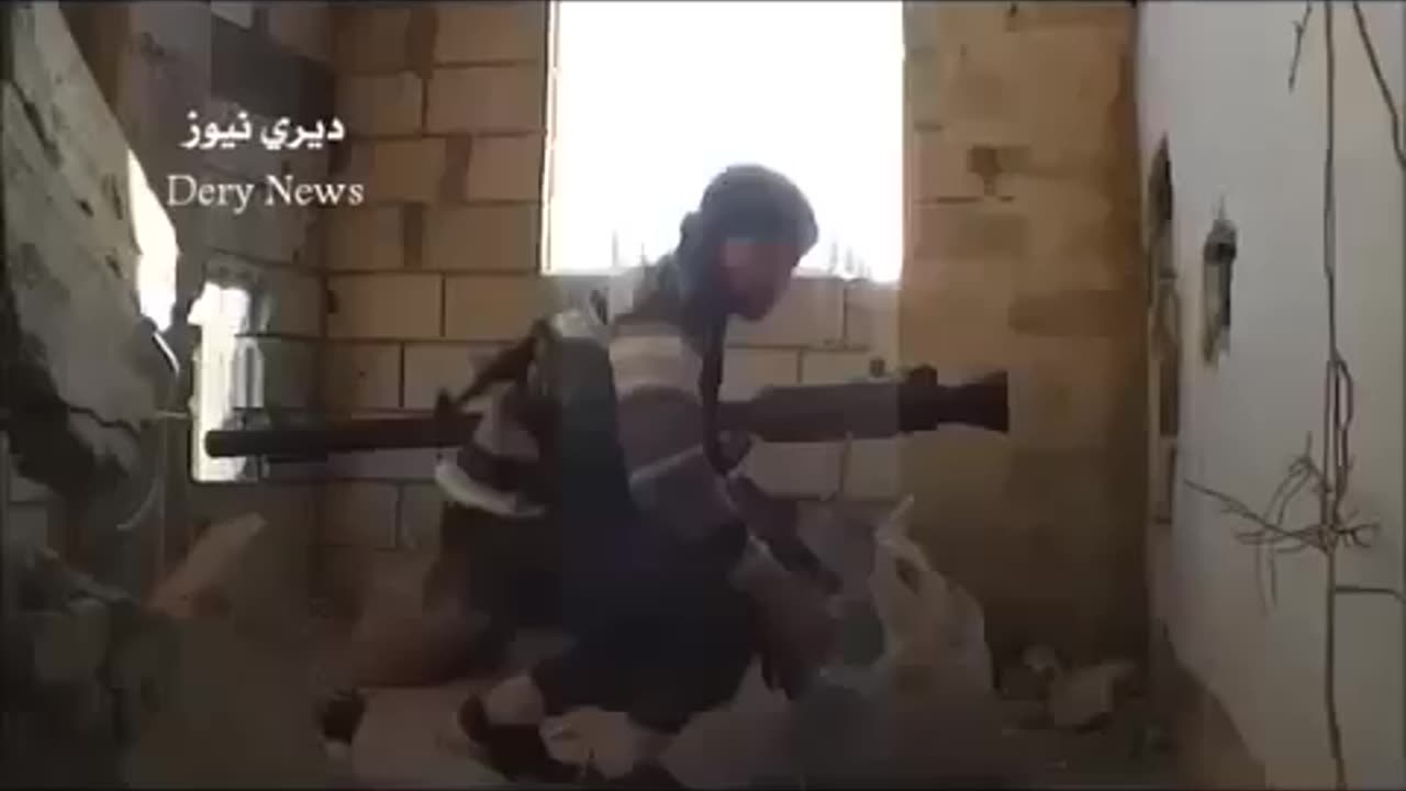 Syrian War Deir ez Zor, 1x T-55 destroyed 2013.03.17