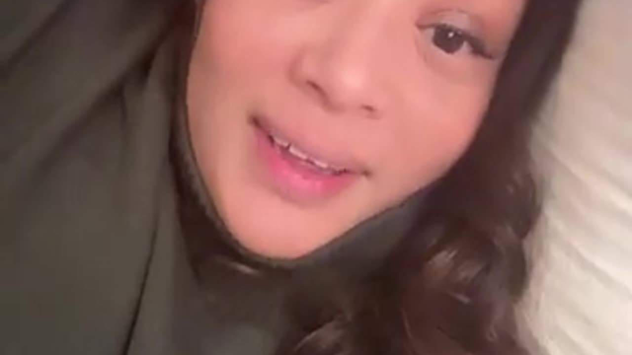 sticker chick Nov 15 2025