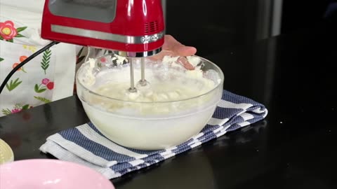 Strawberry Cheesecake by Sheila