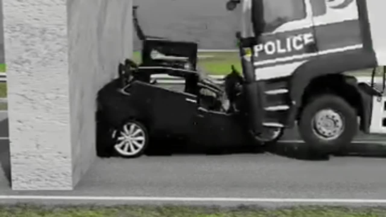 Crashtest (Kleinwagen vs LKW)