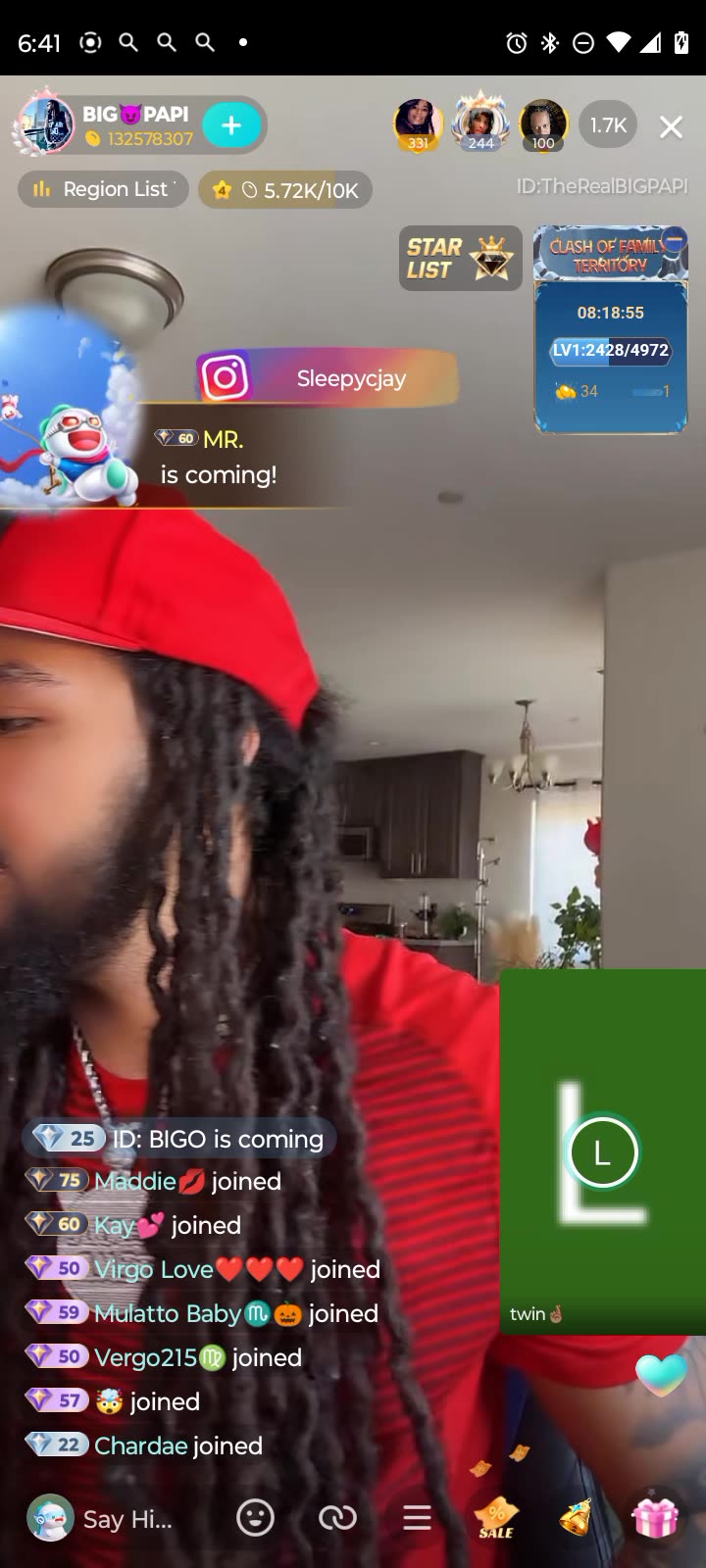 Papi going crazy because Moet did her big one on him