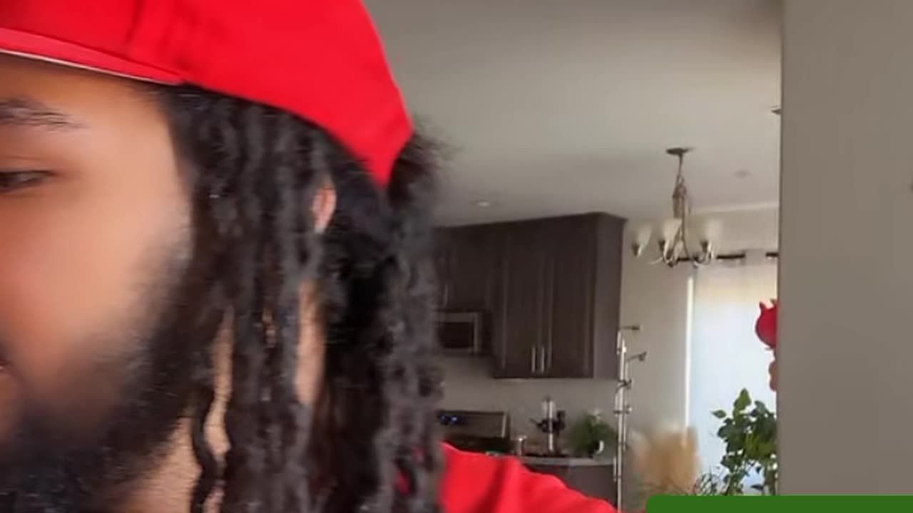 Papi going crazy because Moet did her big one on him