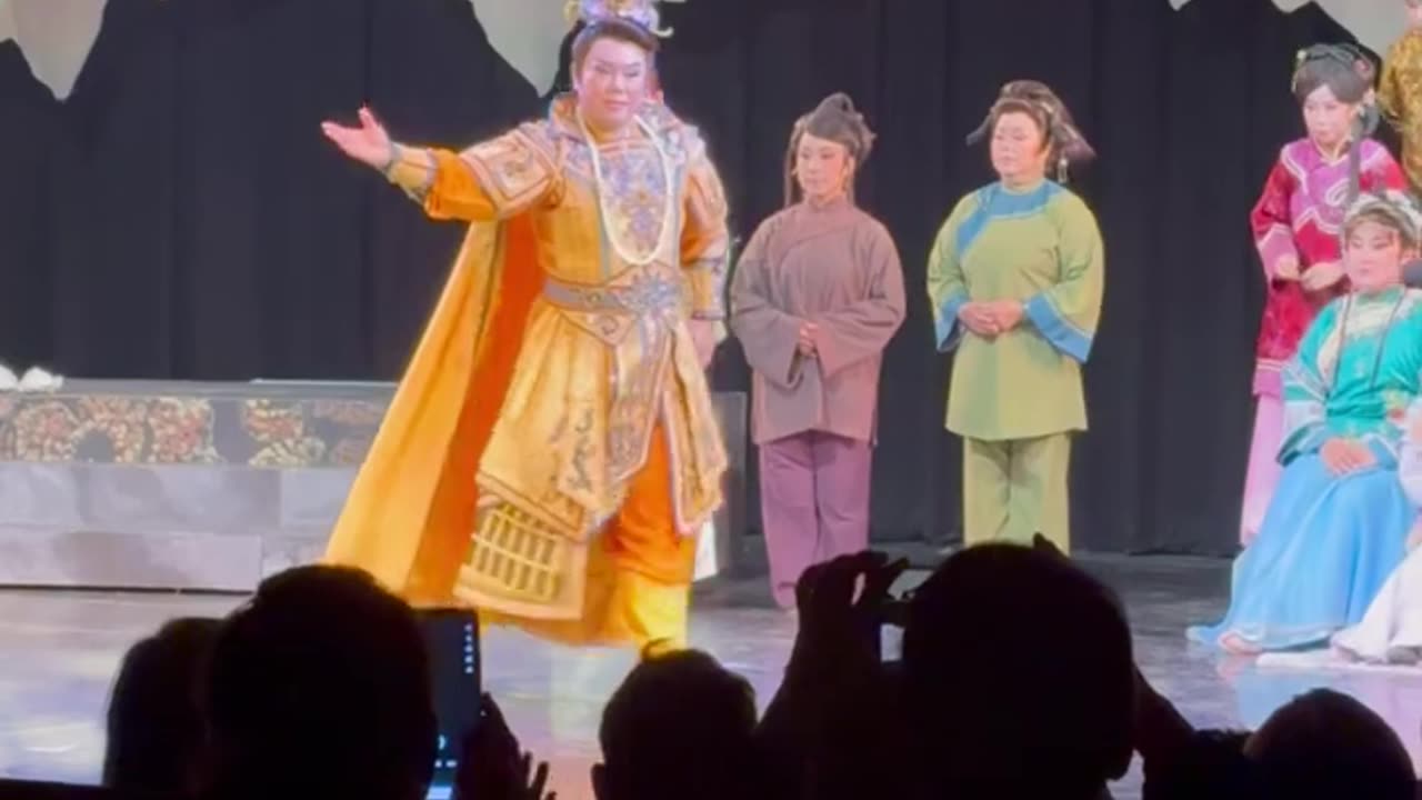 《掌中春秋》 (The Chronicles in Hand)