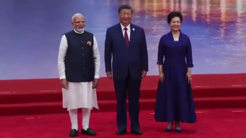 Modi of India & Xi Jinping 🤝 takes part in a welcoming ceremony