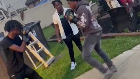 🥊 Pro Boxer Takes on the Streets in a SHOWDOWN! | FCN
