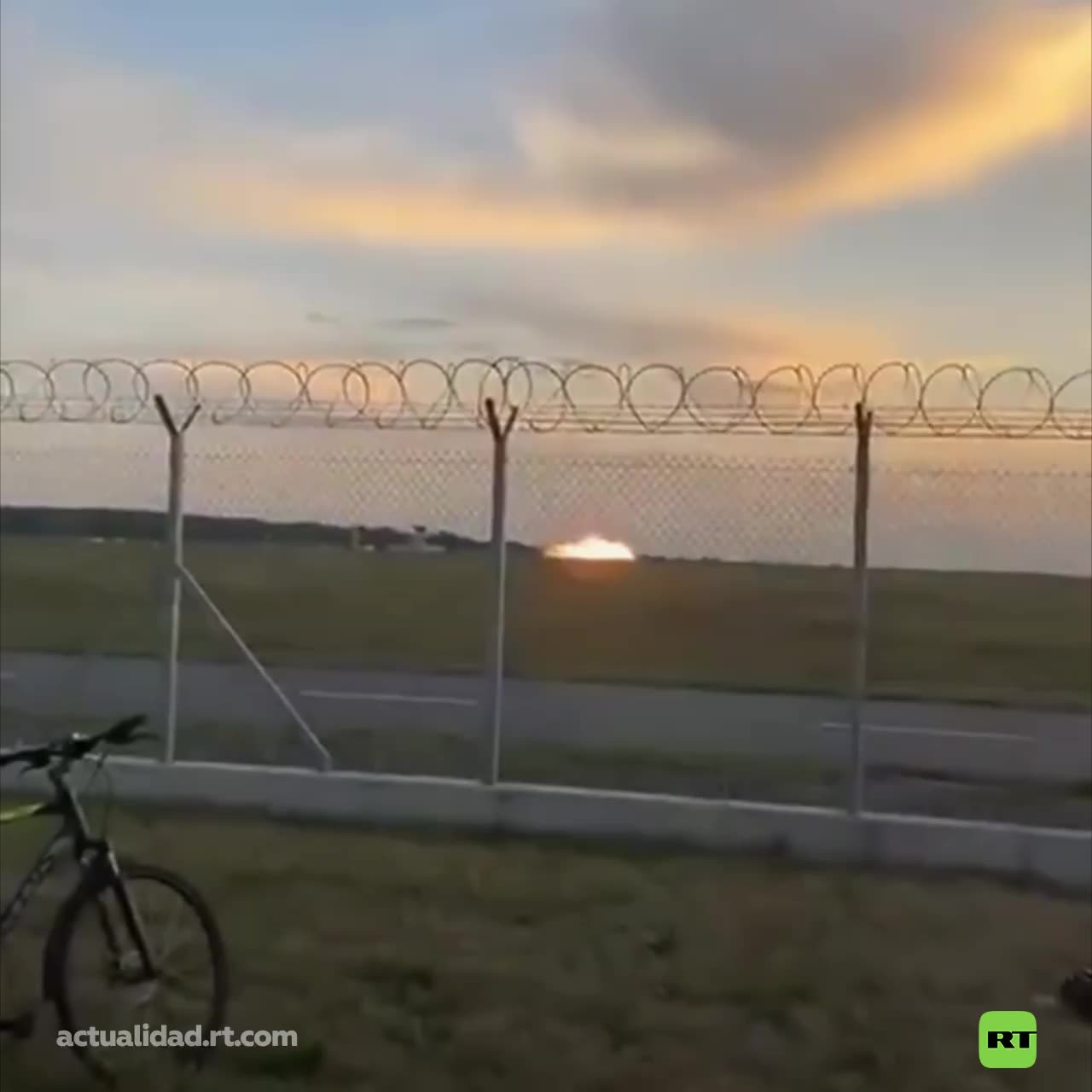 Un F-16 se estrella en Polonia contra el suelo antes de un espectáculo aéreo