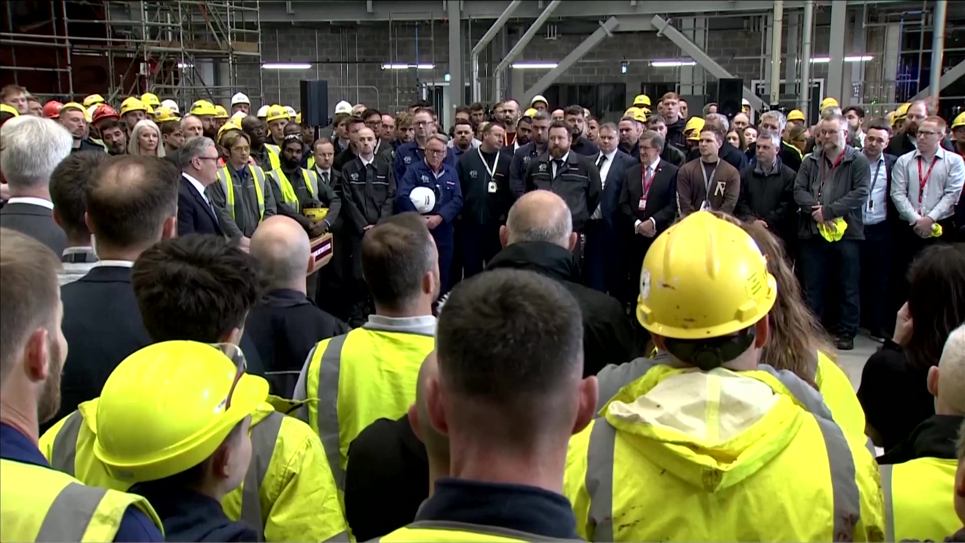 UKs Starmer announces investment in warfighting readiness