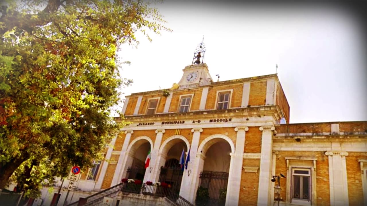Fedez torna in Puglia: video da Piazza Catuma (Andria)