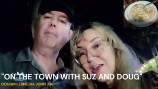 "ON THE TOWN WITH SUZ AND DOUG REVIEW TURTLES RESTAURANT IN SARASOTA, FL