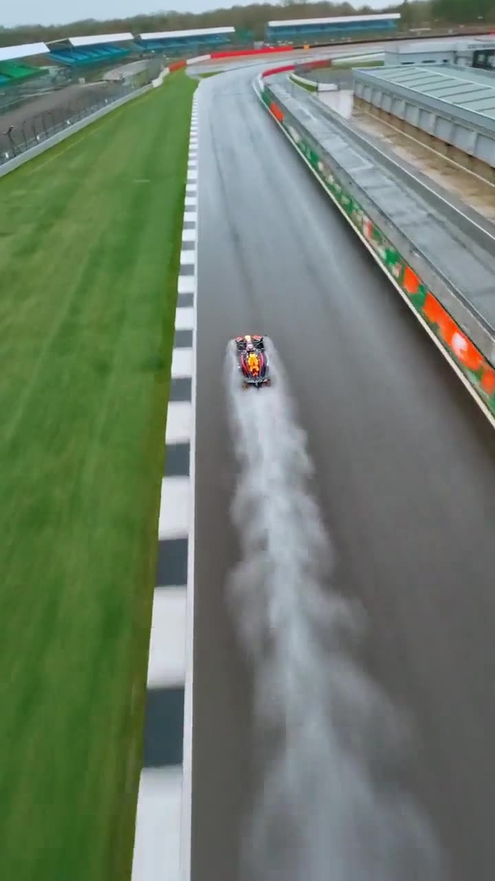 Max Verstappen vs. Worlds Fastest Camera Drone