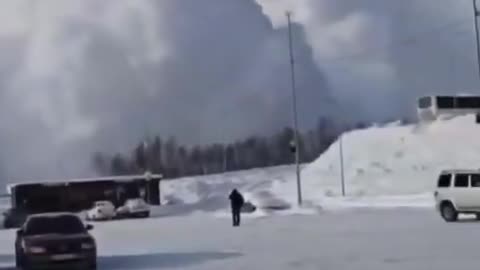 Massive avalanche swept down the slopes near Mount Elbrus in Russia’s North Caucasus