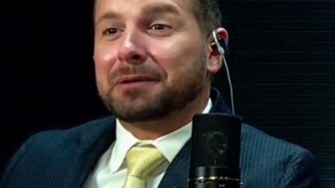 HR's Awkward Reaction to Coldplay's Dig: A Workplace Drama!