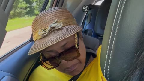 J For Jesus Wakes Up Auntie