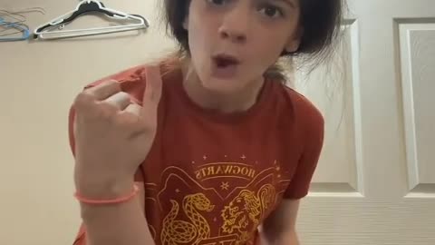 no teeth & broken pinkies