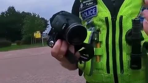 🚨A man has been arrested in the UK for calling someone a 'muppet'