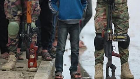 Gaza in Crisis: Hamas Executes Looters Amid Aid Chaos 🚨🍞