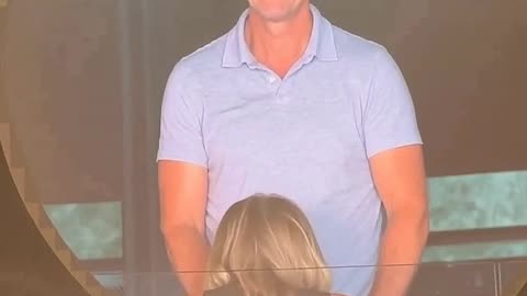 Tu es sur grand écran🤦‍♂️🤣😂🍆