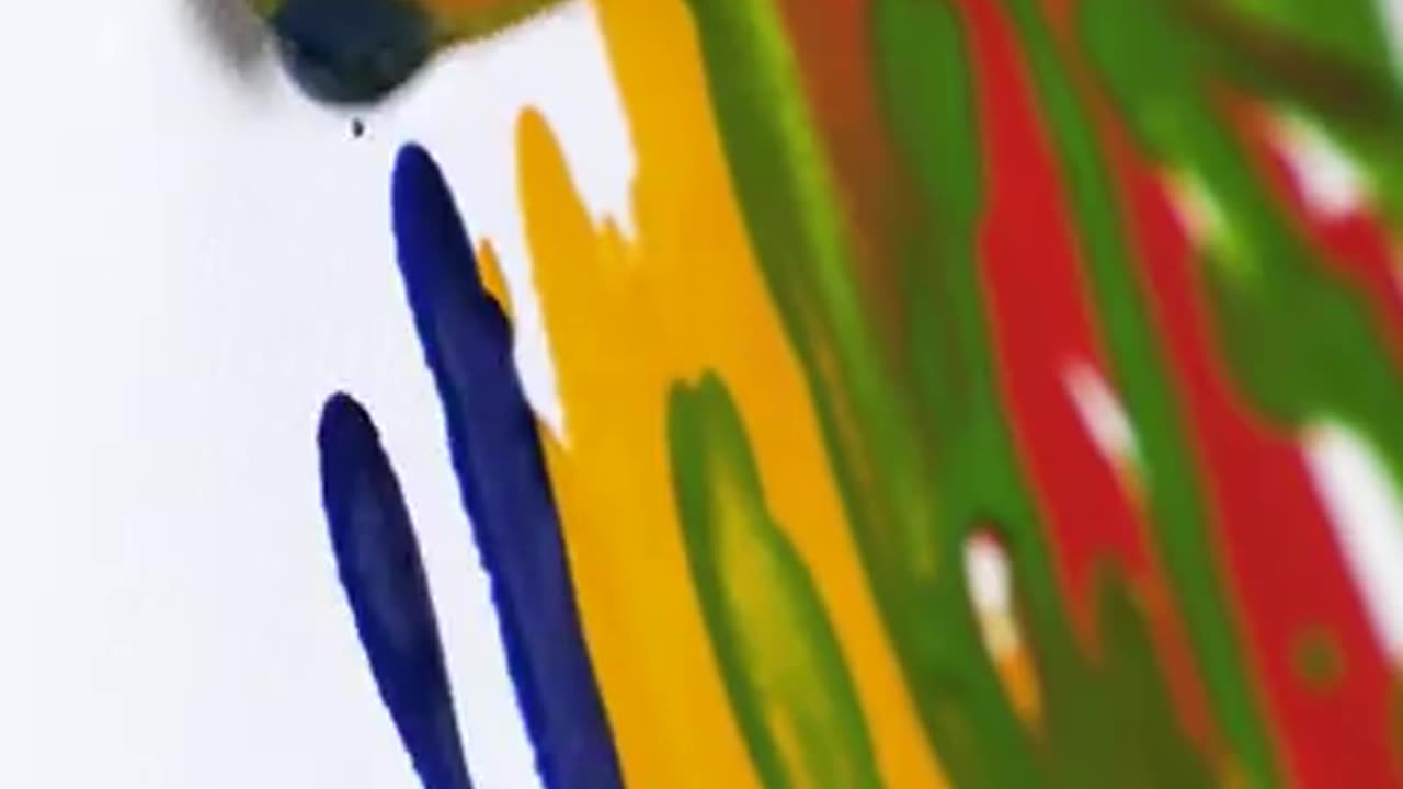 15 LIFE HACKS WITH CRAYONS