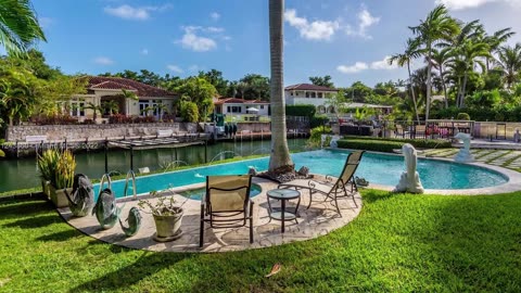 Waterfront Tour of Coral Gables I South Florida Homes