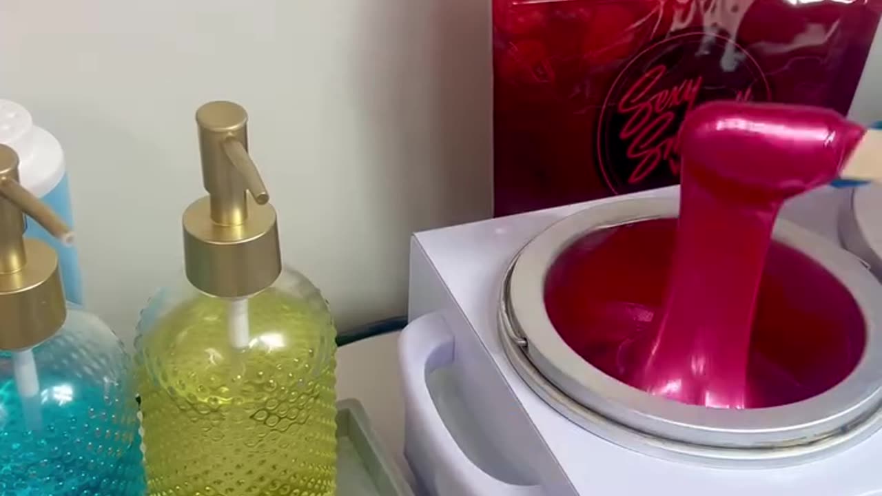 Underarm Waxing with Sexy Smooth Cherry Desire Scented Hard Wax | @roses_esthetics