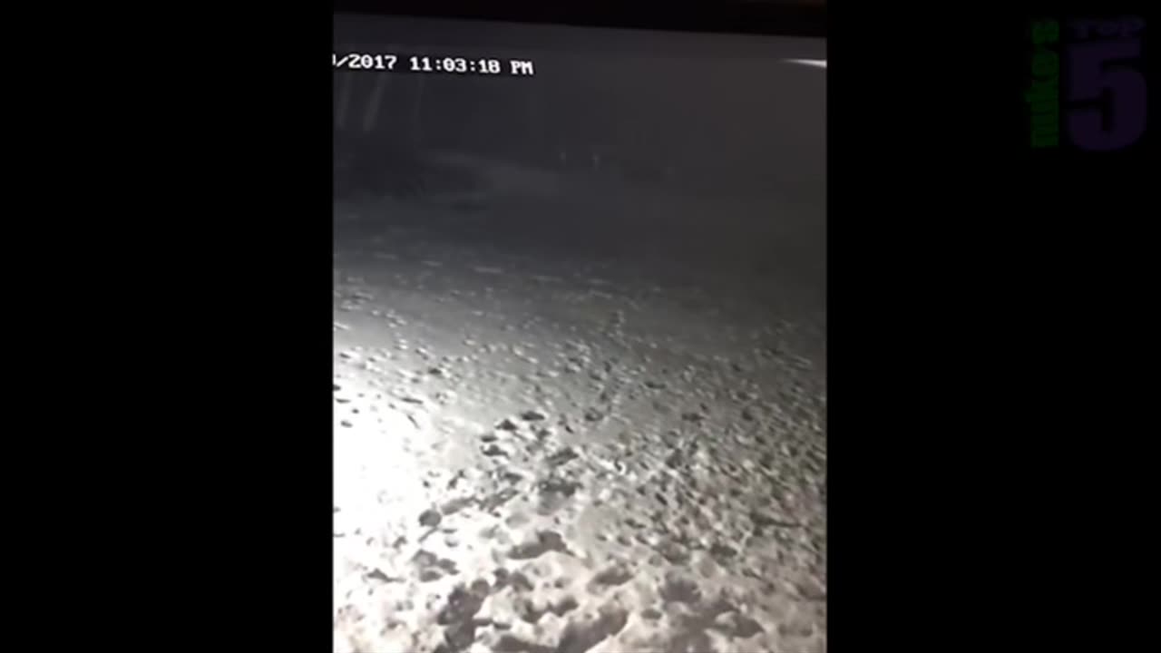 😱👻 Ghost Caught on Camera: You Won't Believe What They Saw | TheHauntingHour