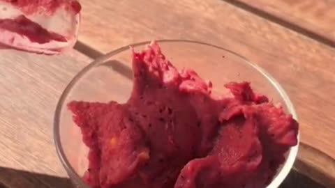 Mango and berry smoothie bowl🥭😋