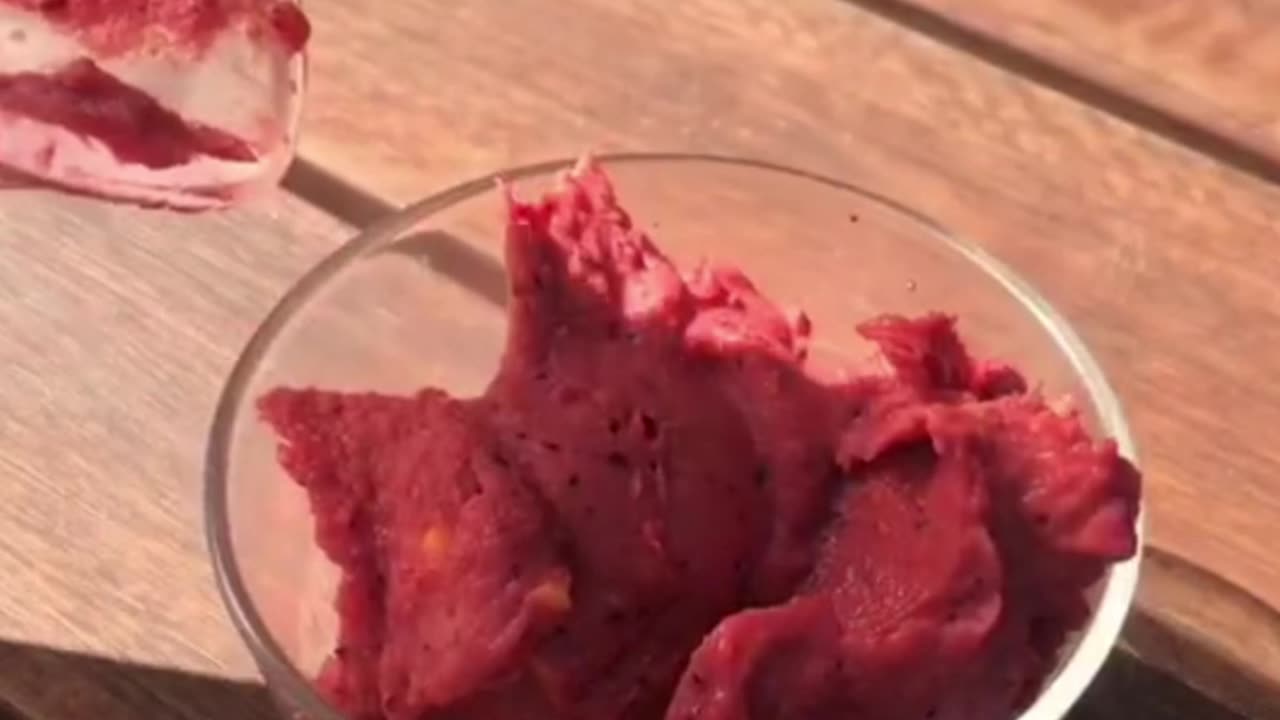 Mango and berry smoothie bowlðŸ¥ðŸ˜‹