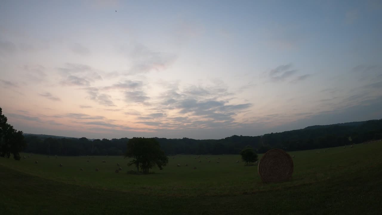 Sun ☀ Rise 8 1 25 68f/20c