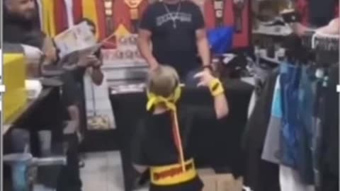 Little Hulkster Meets the Real Hulkster
