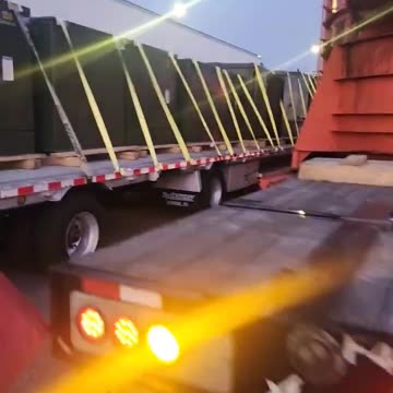 FINALLY A TRUCK STOP #ourtruckinglife #trucking #reallifetruckers #truckdriver #atruckerslife