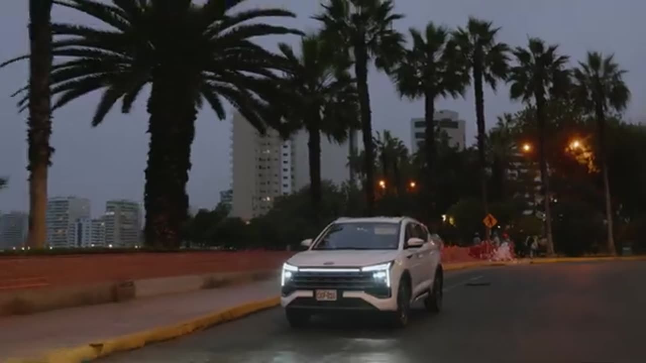 JAC JS8 Pro Through the Eyes of Maria Julia