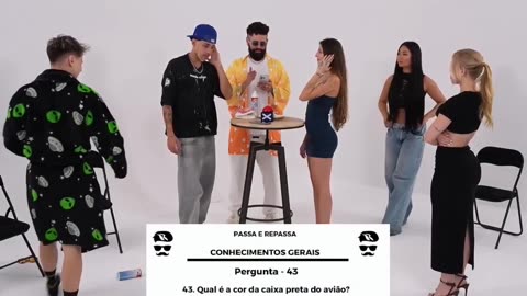 Qual cor a caixa preta do avião#ruyter