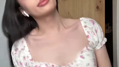 A flower to this tgirl