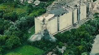 💣💥 Destruction of Russian command post in Tyotkino (Kursk region) by JDAM-ER bombs.