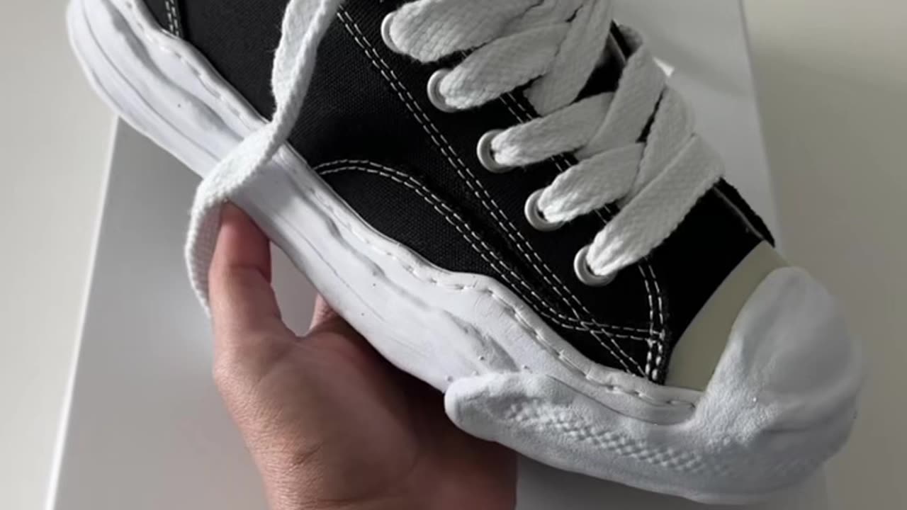 Maison Mihara Yasuhiro Hank OG Sole Canvas Low Black 🖤🤍