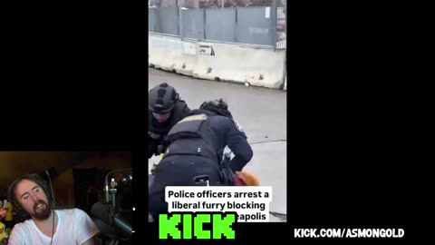 🐶🧊 ASMONGOLD REACTS ON STREAM TO FURRY GETTING DROPPED BY ICE 🧊🐶