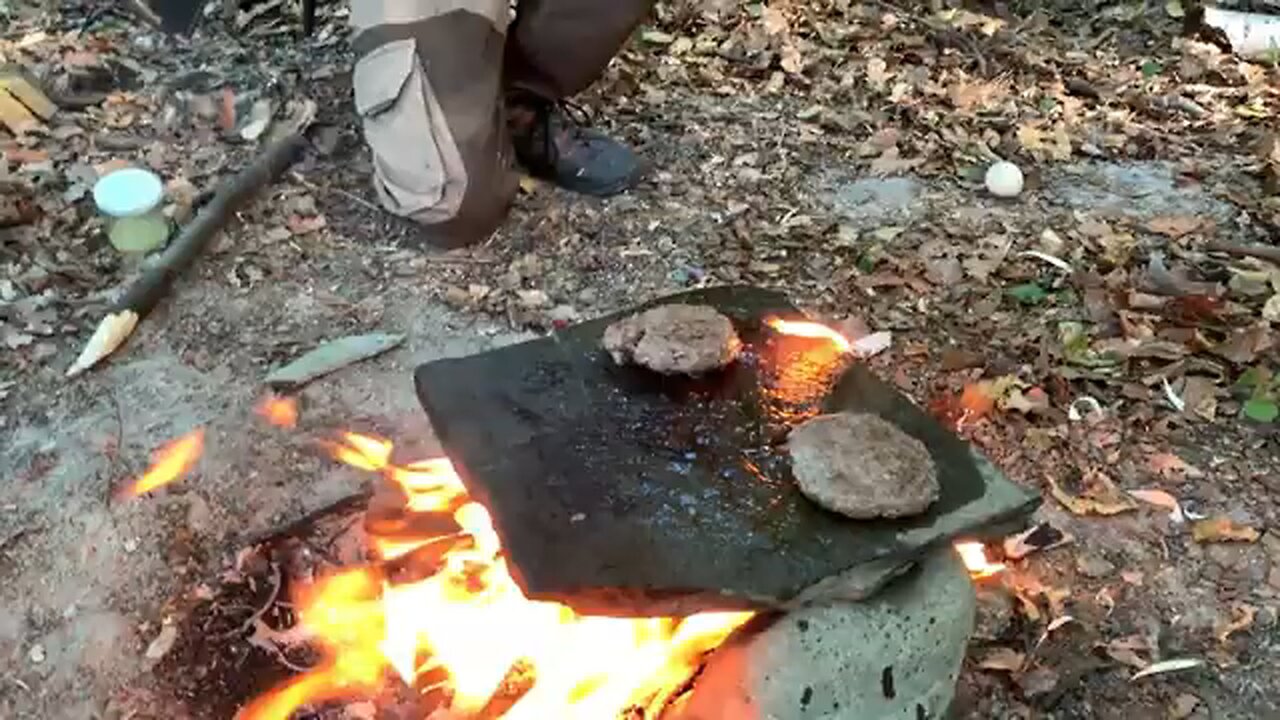 Making burger in camping 🏕️