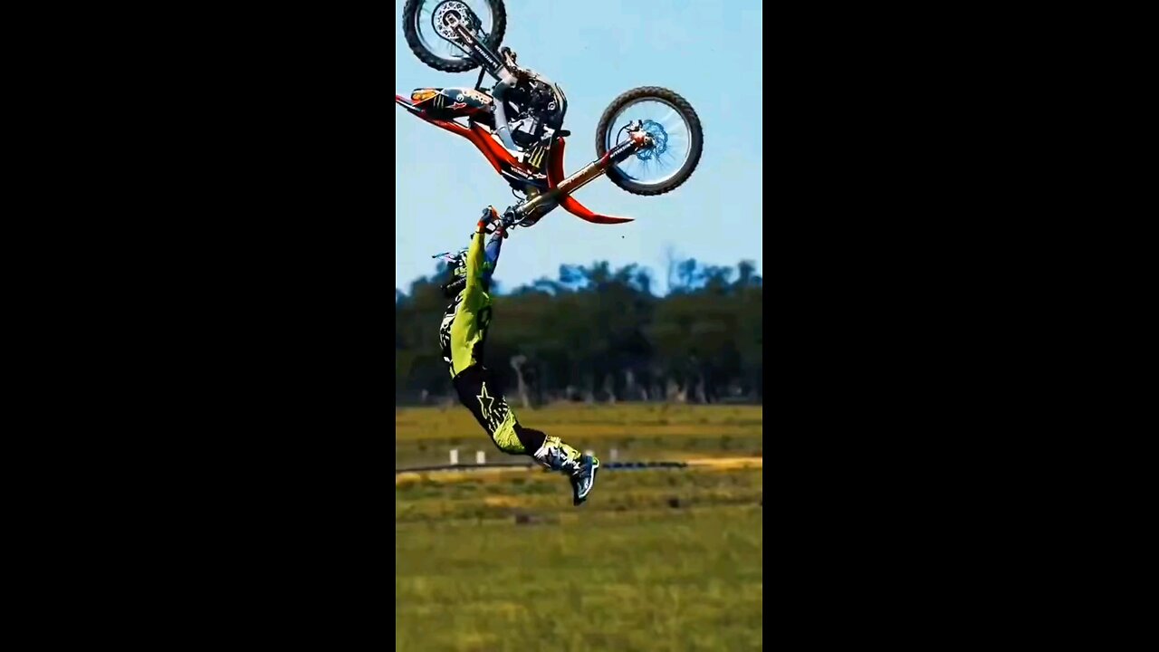 Extreme Motorcycle Action - Too Many Bikes To Blink